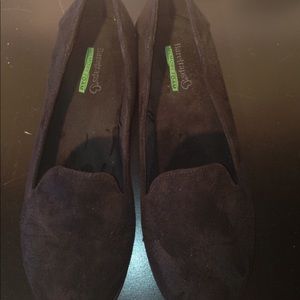 NWOT bare traps memory foam black size 8 1/2 m